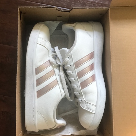 cute adidas womens shoes